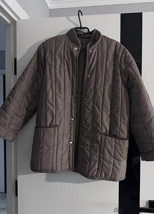 Легка курточка