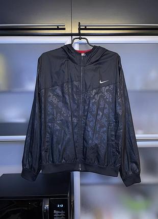 Nike оригінал чоловіча вітровка