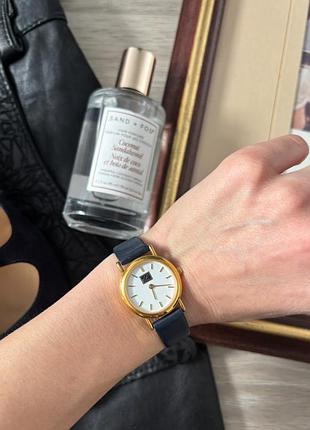 Годинник  на руку  estée lauder