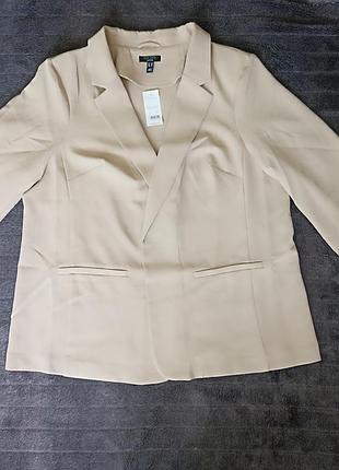 Бежевый пиджак new look curves большого размера