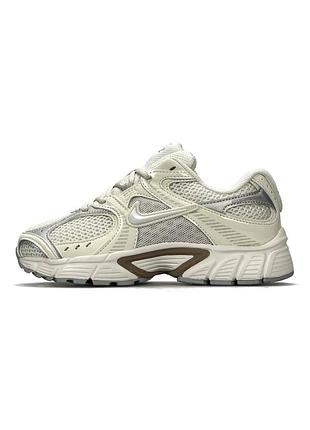 Женские кроссовки nike v5 rnr beige metallic