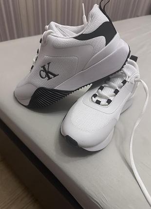 Кросівки жіночі calvin klein jeans