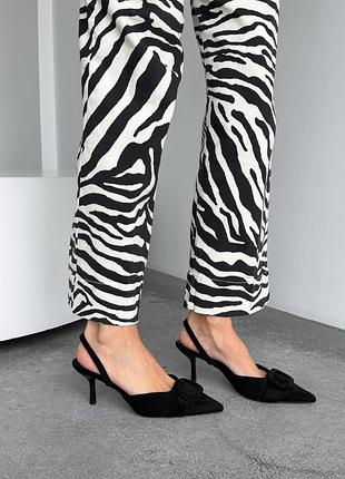 Туфли слингбеки женские черные / черные туфли слингбеки / черные туфли на каблуке / черные туфли с острым носиком