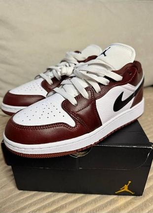Кроссовки оригигал jordan