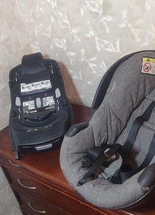 Автокрісло з базою stokke besafe