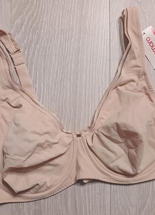 Бежевий бюстгальтер мінімайзер з м'якою чашкою esmara