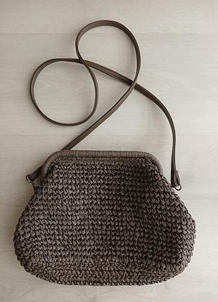 Плетена сумочка-клатч