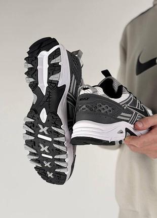 Nike v2k run grey black white 3