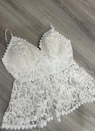 Білий мереживний топ на весну/літо