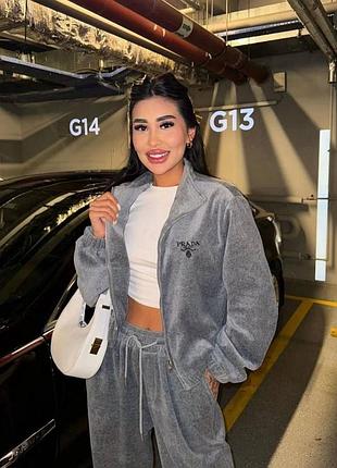 Спортивный костюм велюр