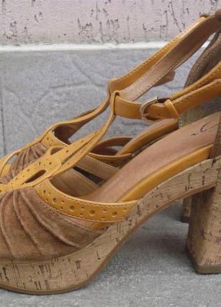 Босоніжки бренд zign германія 40 розмір