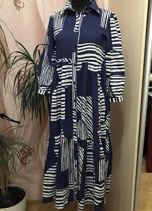Плаття в полоску