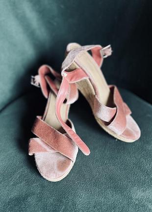 Босоніжки clarks 37