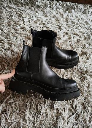 Ботінки, челсі. 37 р