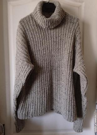 Оверсайз об'ємний светр крупної в' язки