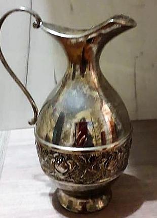 Кувшин оловянный посеребренный, высота 16 см.