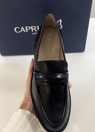 Нові шкіряні лофери caprice