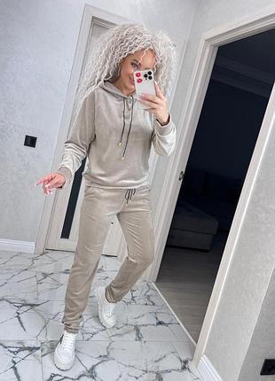 Ідеальна модель для красунь, що обожнюють стиль спорт-шик код 9158