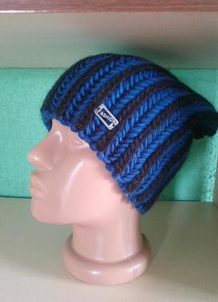 Шапка жіноча