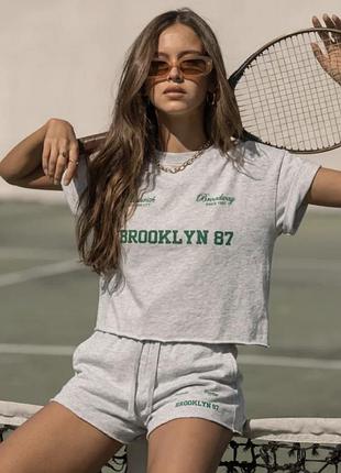 Футболка жіноча zara brooklyn 87 розмір l