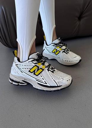 New balance 1906r white yellow