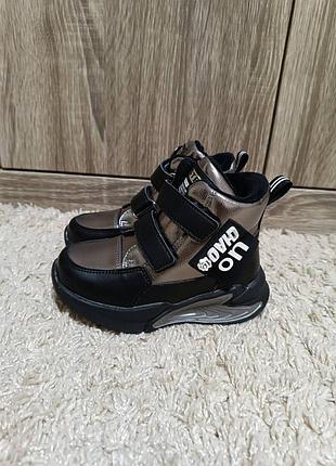 Демісезонні черевики ботинки tom.m