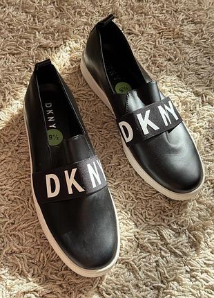 Кеди жіночі класичні