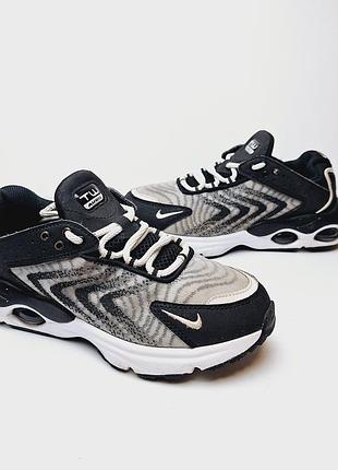 Кросівки nike