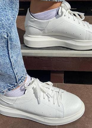 Женские кроссовки garti, натуральная кожа, белые