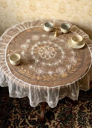 Ніжна вінтажна скатертина з вишивкою 2шт