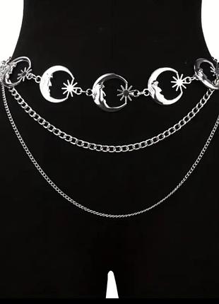 Цепочка,пояс,ремень,цепочка с полумесяцем, на талию, серебристого цвета.