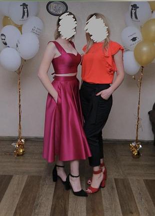 Випускна сукня, топ і дві спідниці