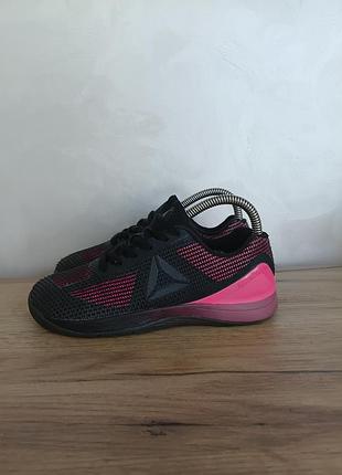 Кросівки reebok crossfit nano 7.0 bd2829
розмір 38 довжина устілки 24 см
стан на 1 кросівку протертість підошви ,не рідні устілки
