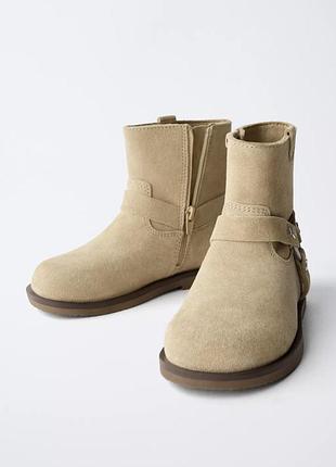 Шкіряні чобітки zara 3