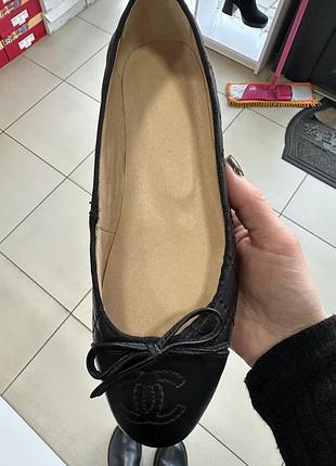 Балетки нові шкіра