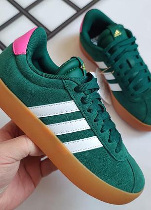 Нові оригінальні adidas vl court р36.5 довжина устілки по факту 23.5см