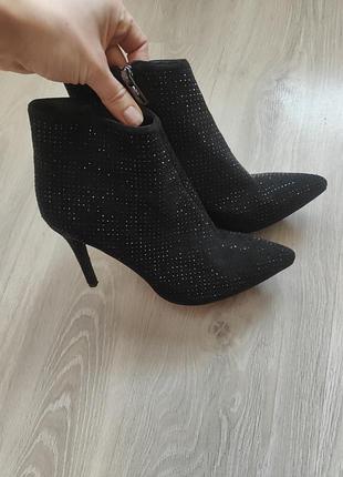 Сапожки жіночі стильні з блискітками
