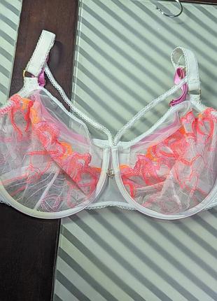 Бюстгальтер