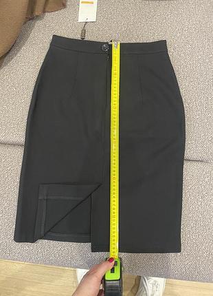 Спідниця класична чорна azuri