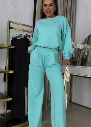 Дуже гарний костюм!