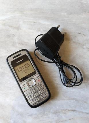 Nokia 1200 (rh-99) - оригинал, отличное состояние + зарядка