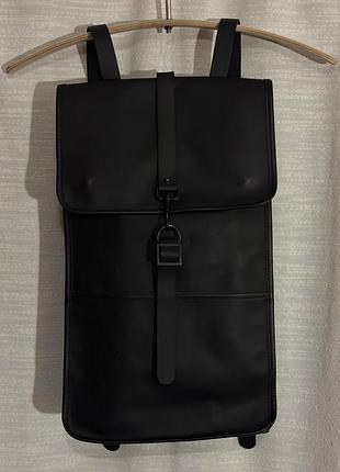 Рюкзак rains