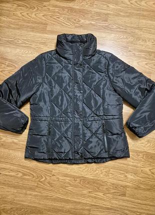 Весенняя демисезонная куртка курточка
