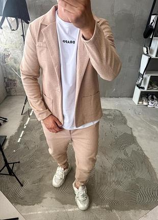 Костюм мужской