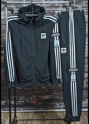 Спортивний костюм весна-літо