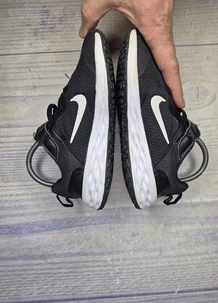 Кроссовки nike 4