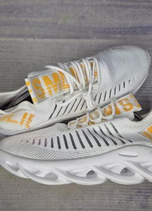 Кроссовки мокасины h