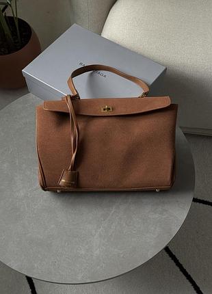 Сумка баленсиага rodeo large suede ginger/gold
