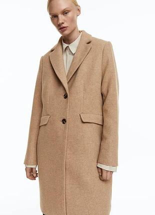 Стильное демисезонное пальто
