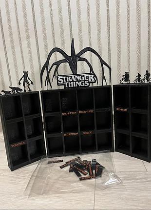 Стенд для игрушек stranger things 3